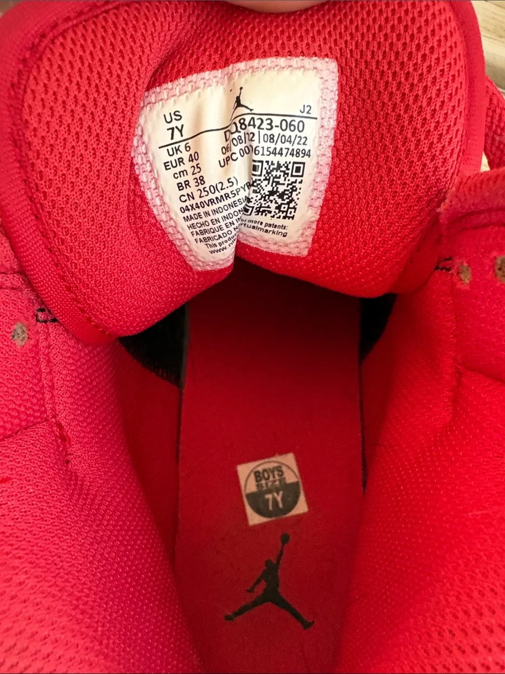 Jordan bold red